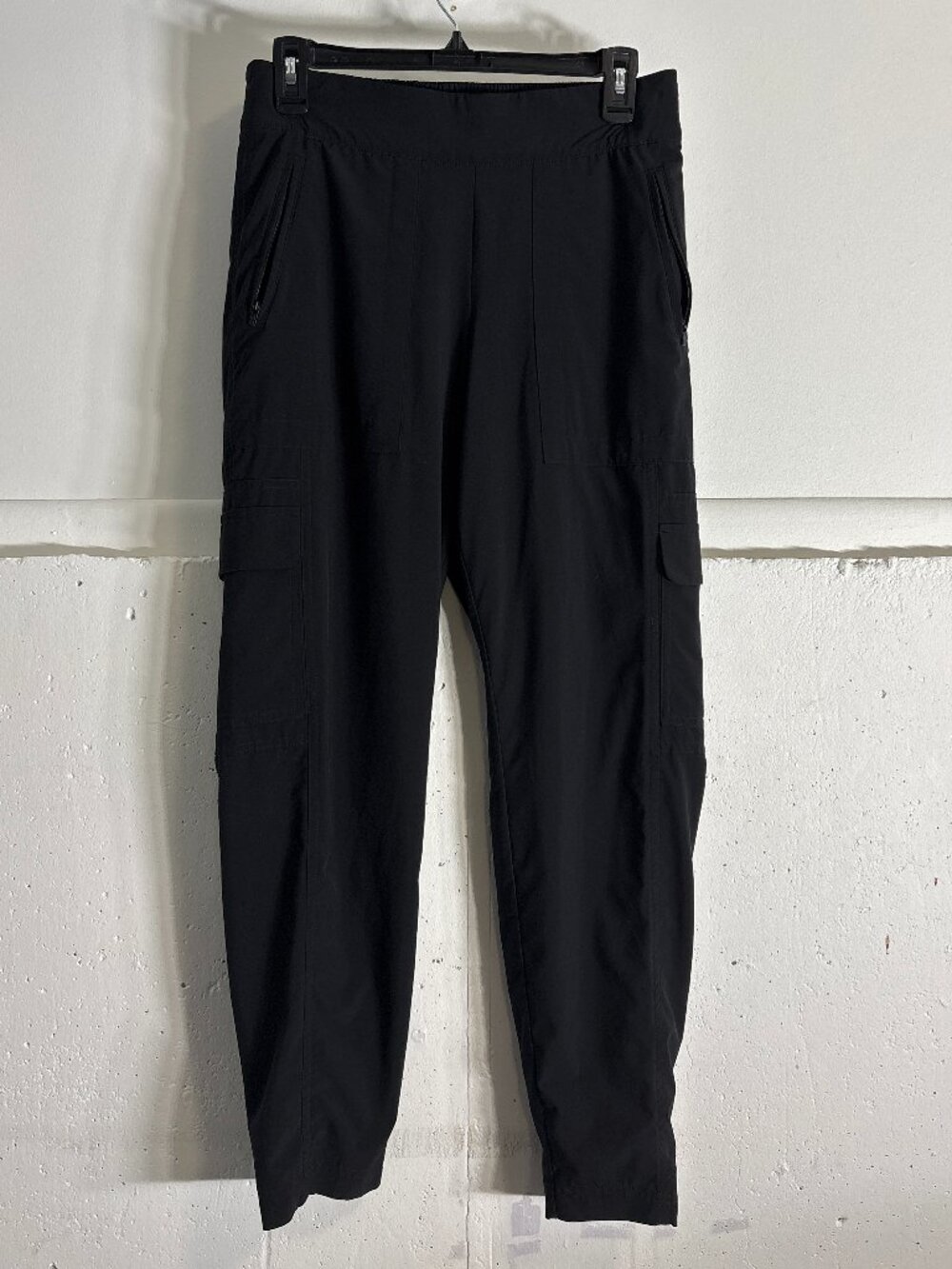 Athleta Chelsea Cargo Lined Pant